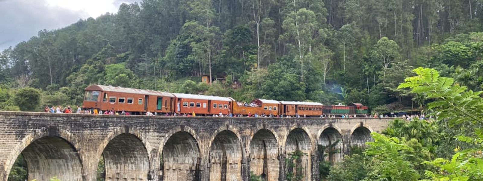 Ella Odyssey Train Derails Near Kotagala